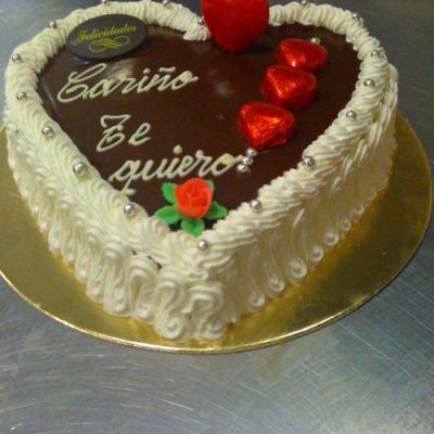 Tarta con forma de corazón